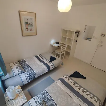 Private In Shared In The Center Of Nice