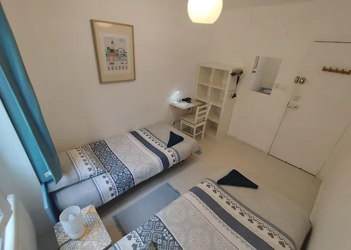 Private In Shared In The Center Of Nice