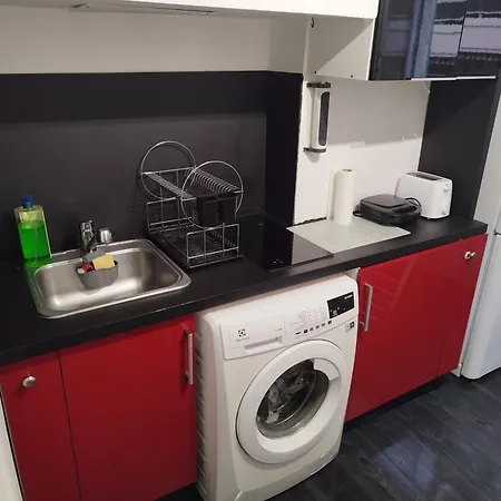 Private In Shared In The Center Of * Nizza